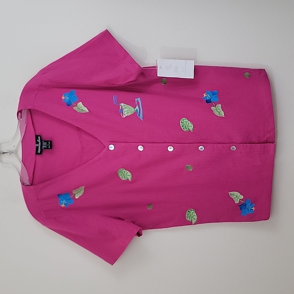 NWT Kensington Lane Pink Embroidered Short Sleeve Button Up Top L